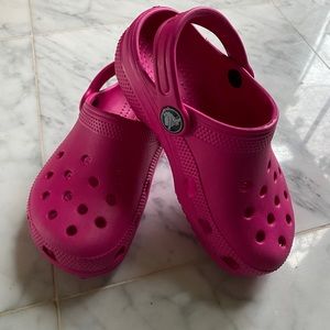 Girls Crocs EUC